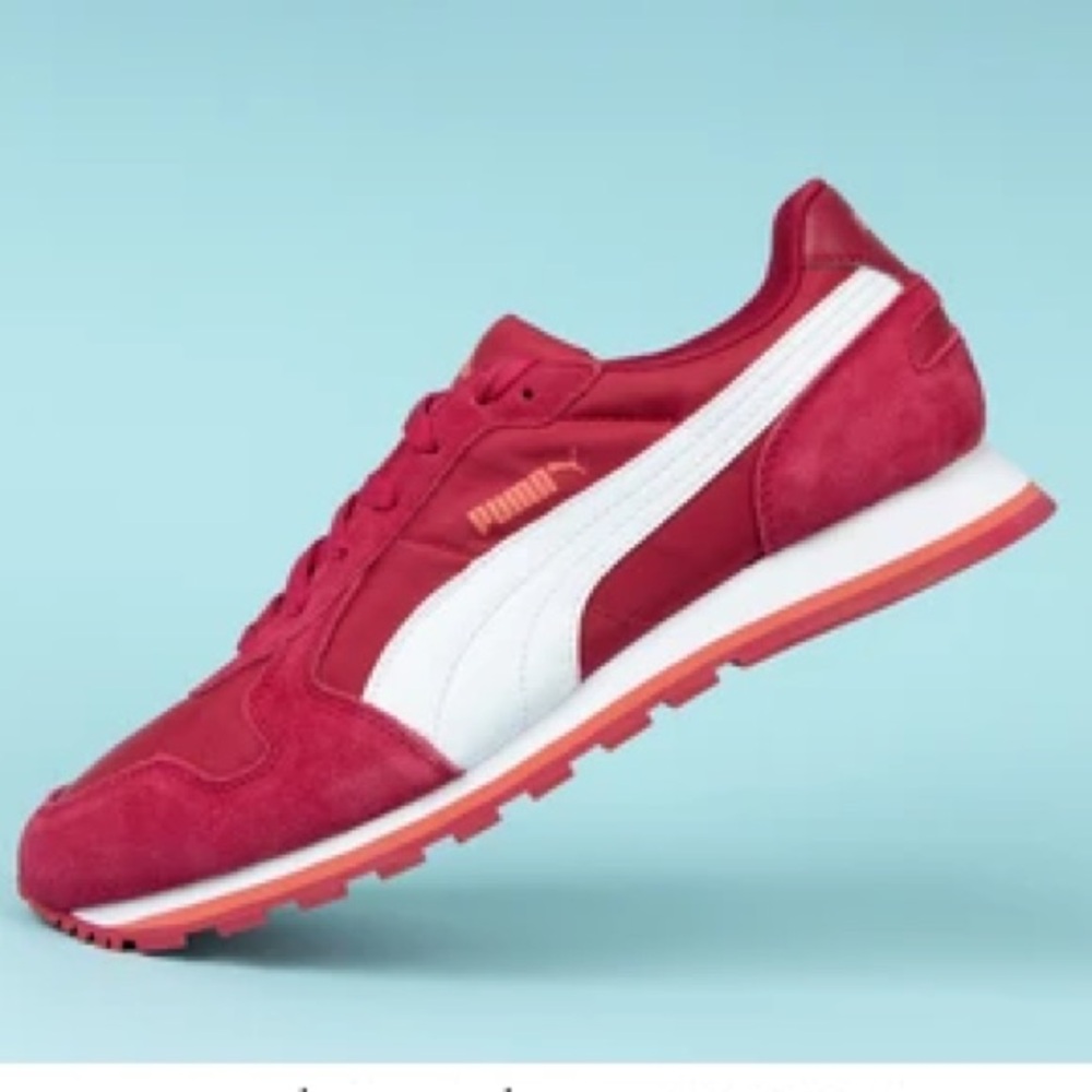 Puma sneakers - size 3.5